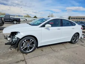 Ford Fusion 2.0L 4 2019
