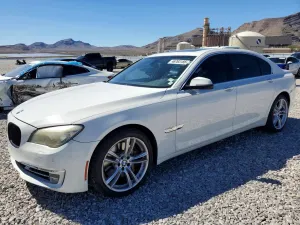 BMW 7 Series 4.4L 8 2013
