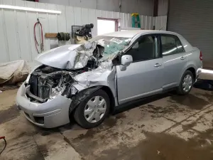 Nissan Versa 1.8L 4 2011