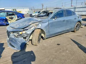 Mazda 3 2.5L 4 2023