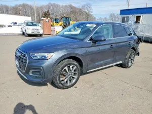 Audi Q5 2.0L 4 2021
