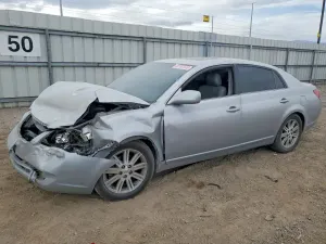 Toyota Avalon 2006