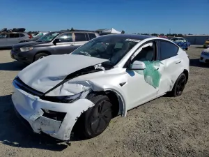 Tesla Model Y 2026