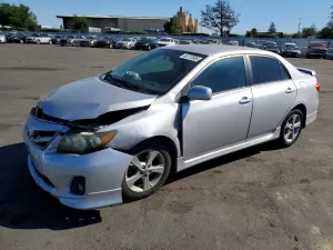 Toyota Corolla 1.8L 4 2011