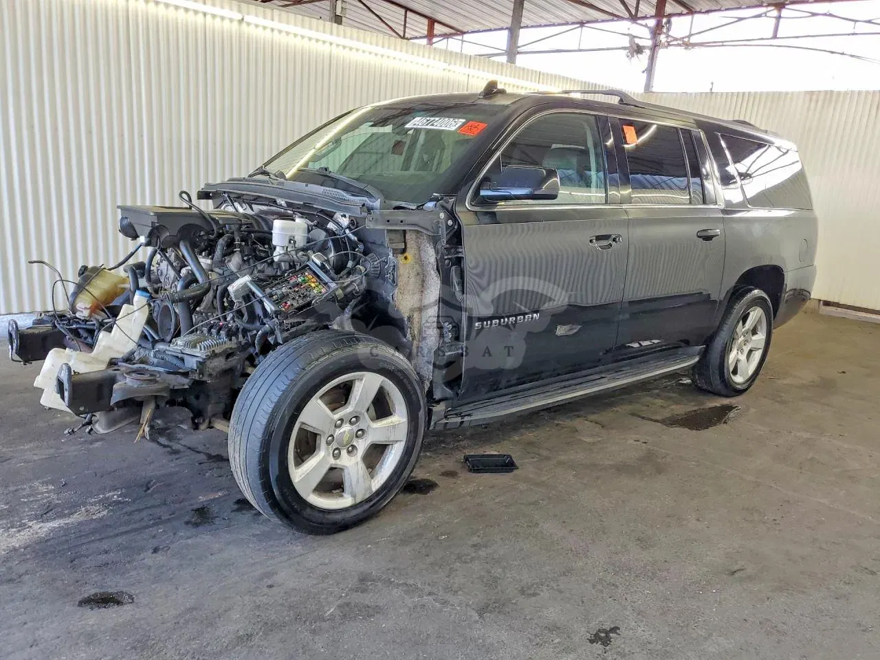 Chevrolet Suburban 5.3L 8 2016