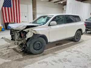 Toyota Highlander 3.5L 6 2013