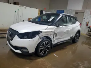 Nissan Kicks 1.6L 4 2020