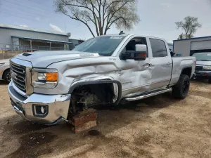 GMC Sierra 6.6L 8 2018