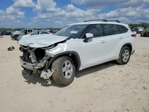 Toyota Highlander 3.5L 6 2022