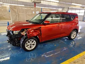 Kia Soul 2.0L 4 2025