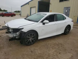 Toyota Camry 2.5L 4 2021