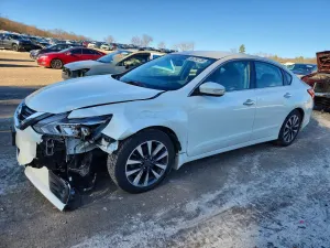 Nissan Altima 2.5L 4 2017