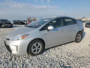 Toyota Prius 1.8L 4 2012