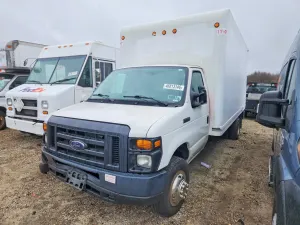 Ford Econoline 6.8L 10 2017