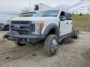 Ford F-450 6.7L 8 2017