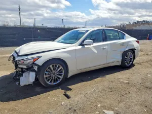 Infiniti Q50 3.0L 6 2024