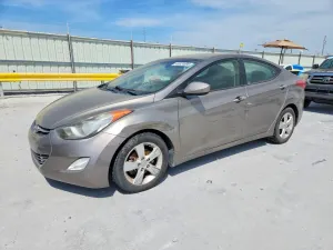 Hyundai Elantra 1.8L 4 2013