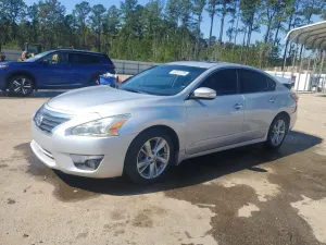 Nissan Altima 2.5L 4 2015