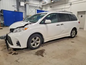 Toyota Sienna 3.5L 6 2020