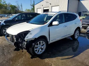 Nissan Rogue 2.5L 4 2013
