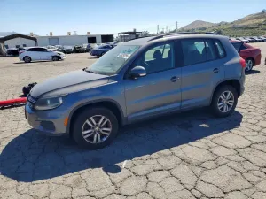 Volkswagen Tiguan 2.0L 4 2015