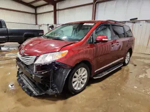 Toyota Sienna 3.5L 6 2013
