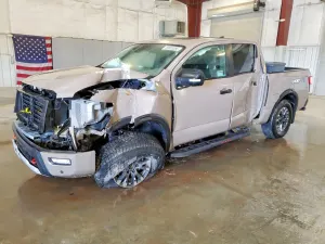 Nissan Titan 5.6L 8 2024