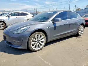 Tesla Model 3 2018