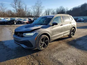 Volkswagen Tiguan 2.0L 4 2024