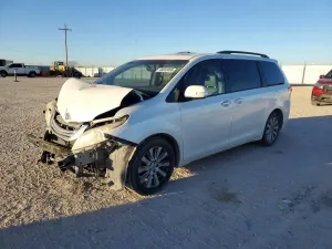Toyota Sienna 3.5L 6 2014
