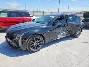 Cadillac CT5 2.0L 4 2025