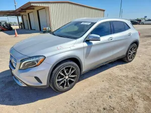 Mercedes-Benz GLA 2.0L 4 2016