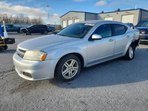 Dodge Avenger 2.4L 4 2012