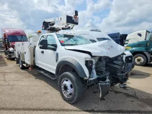 Ford F550 6.8L 10 2019