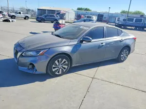Nissan Altima 2.5L 4 2019