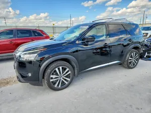 Nissan Pathfinder 3.5L 6 2025