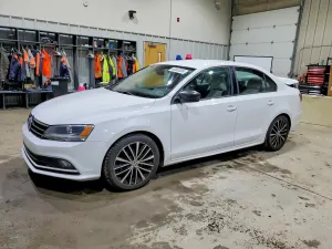 Volkswagen Jetta 1.8L 4 2015