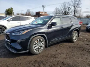 Toyota Highlander 3.5L 6 2021