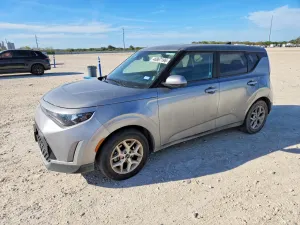 Kia Soul 2.0L 4 2023