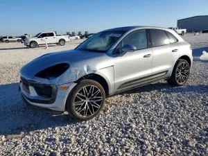 Porsche Macan 2.0L 4 2026