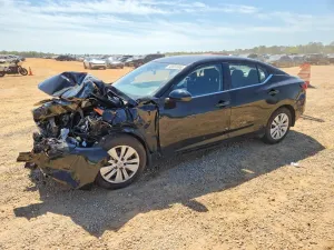 Nissan Sentra 2.0L 4 2025