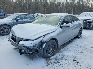 Hyundai Elantra 2.0L 4 2023