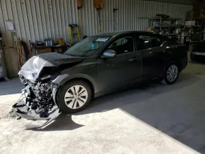 Nissan Sentra 2.0L 4 2023