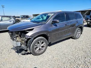 Toyota Highlander 3.5L 6 2016