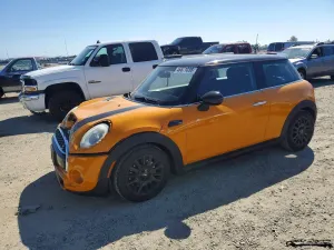 Mini Cooper 2.0L 4 2015