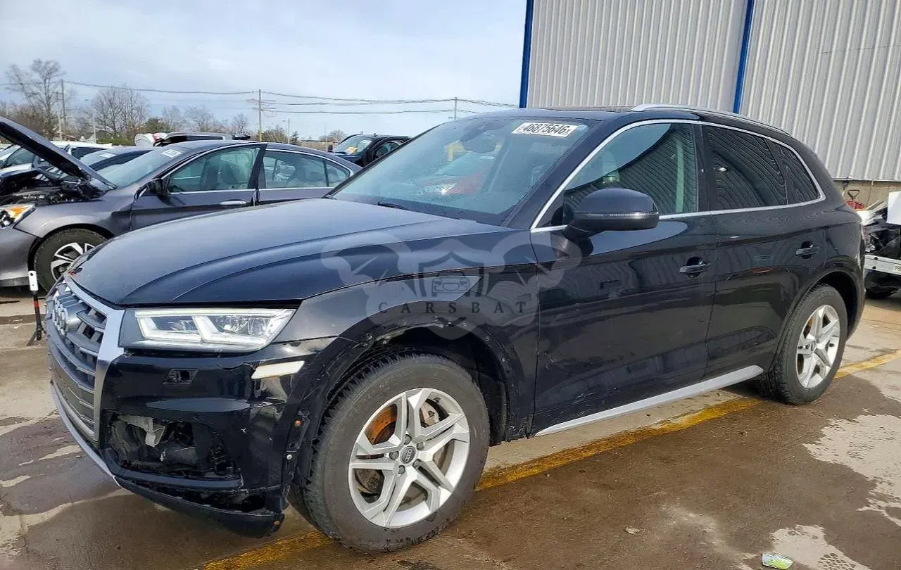 Audi Q5 2.0L 4 2018