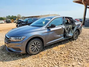 Volkswagen Jetta 1.4L 4 2021