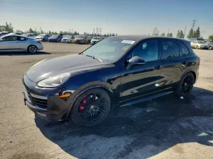 Porsche Cayenne 3.6L 6 2016