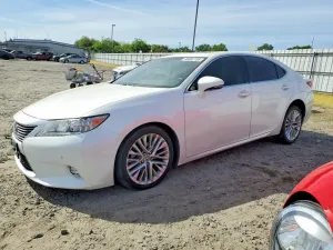 Lexus ES 3.5L 6 2015