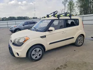 Kia Soul 1.6L 4 2013